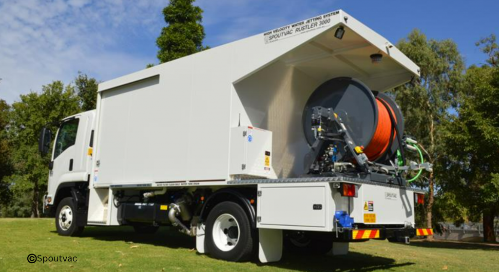 Sewer jetting truck with hose reel and specialized equipment